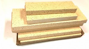 6 formátovaných dílů šamotové vystélky  Optima 150 plus (Vatra OKP150plus) Jedná se o 6 formátovaných dílů z celkové 11 dílné sady (bez 5 základních typových tvarovek ve formátu 400X200X25 mm -  kód 007010).